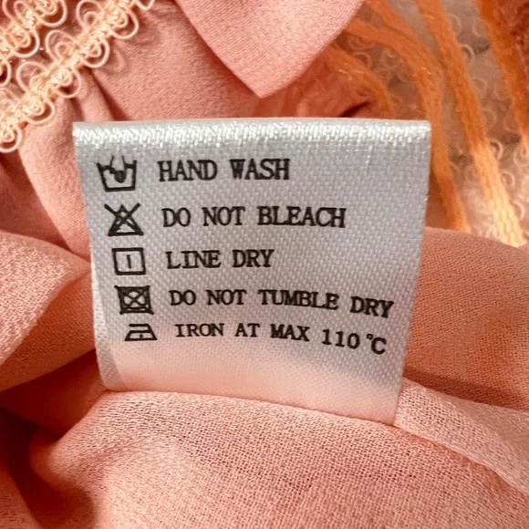 # A110 Nancy Romantic Peach 3d Hexagon appliqués Off-Shoulder Top NWT S - Picture 6 of 10